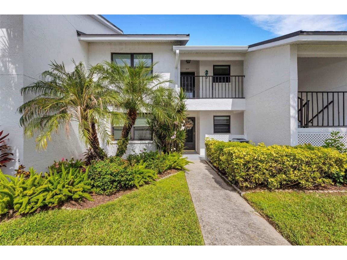 1100 Capri Isles Boulevard #215 Venice FL 34292 N6139491 image1