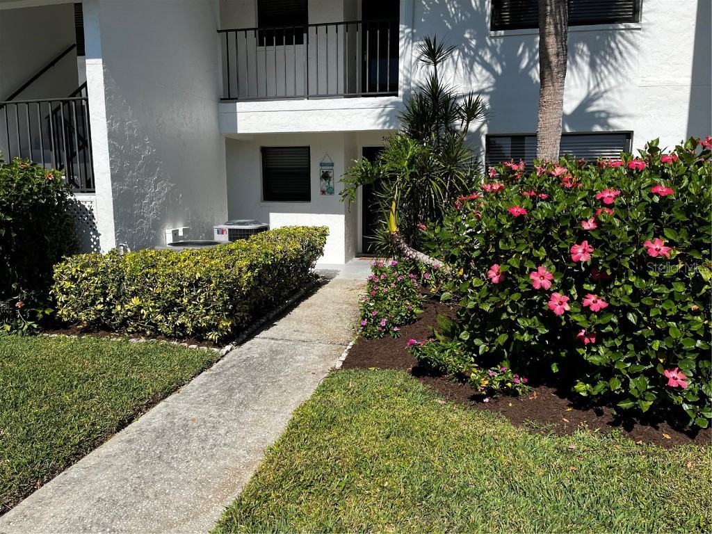 1100 Capri Isles Boulevard #316 Venice FL 34292 N6130718 image1