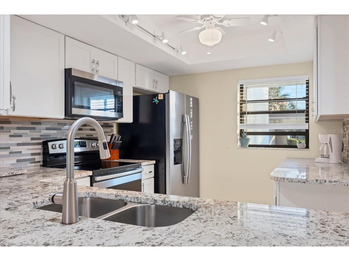 1100 Capri Isles Boulevard #317 Venice FL 34292 N6141603 image8