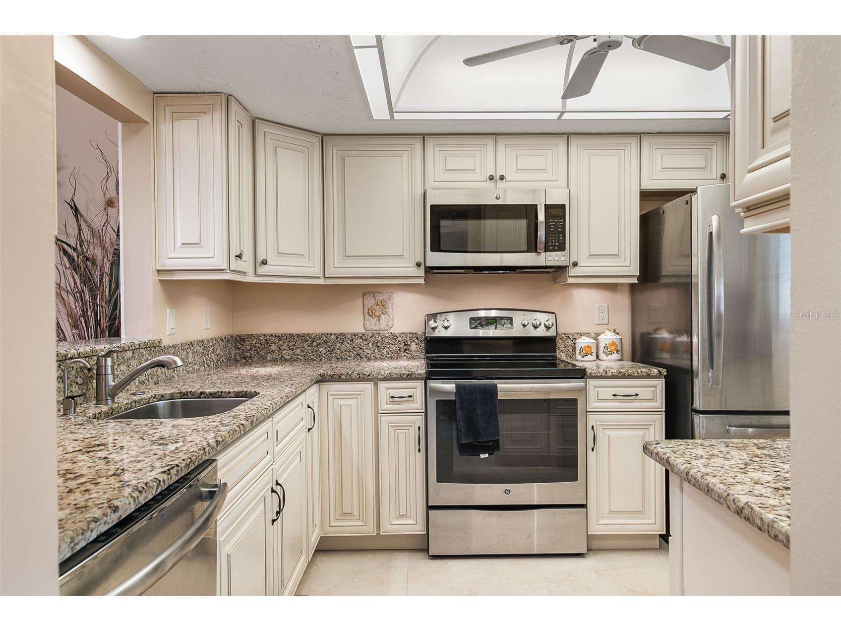 1100 Capri Isles Boulevard #325 Venice FL 34292 A4687734 image11