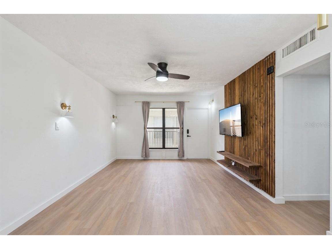 1100 Delaney Avenue #D23 Orlando FL 32806 O6365085 image13