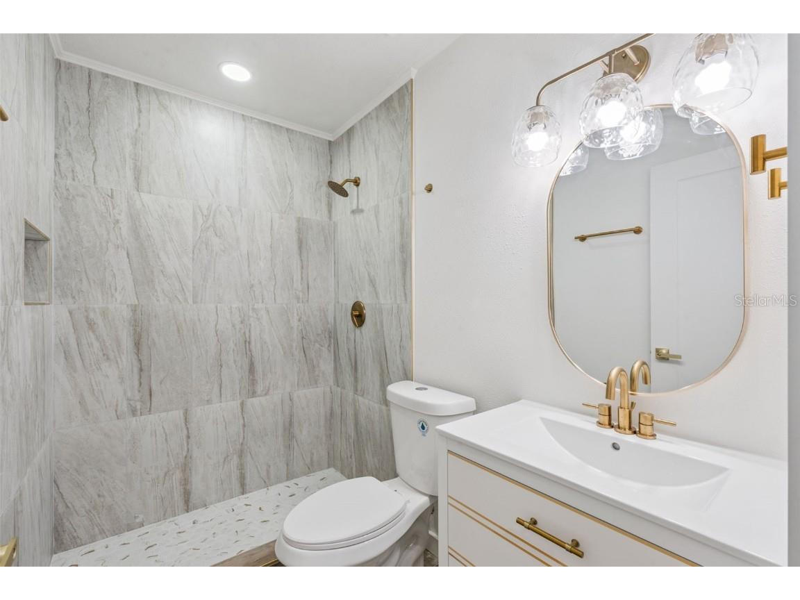 1100 Delaney Avenue #D23 Orlando FL 32806 O6365085 image18