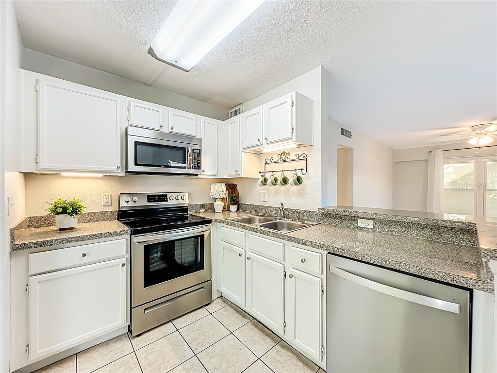 1100 Delaney Avenue #E15 Orlando FL 32806 - LAKE COPELAND O6362061 image21