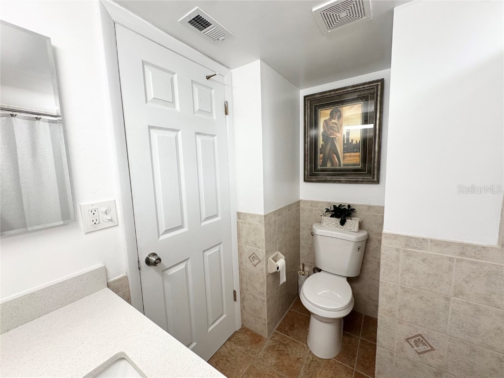 1100 E Bay Drive #3 Largo FL 33770 A4673440 image19