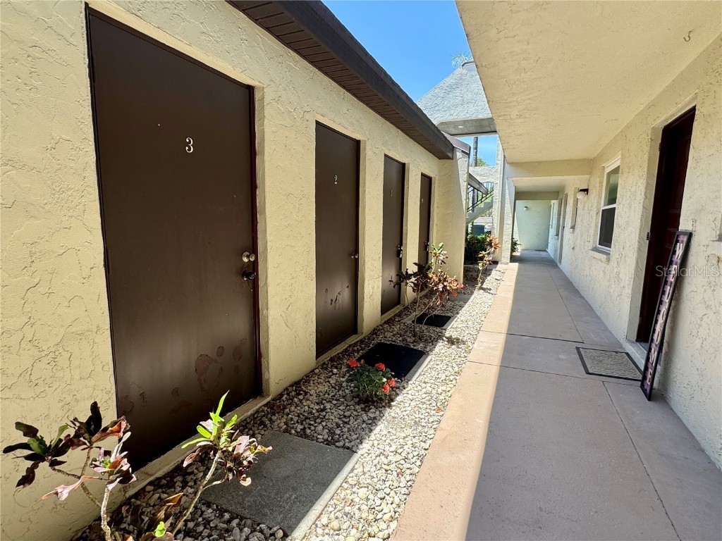 1100 E Bay Drive #3 Largo FL 33770 A4673440 image22