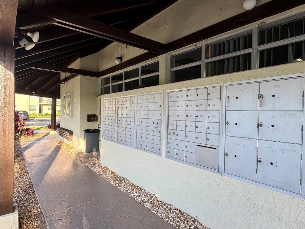 1100 E Bay Drive #3 Largo FL 33770 A4673440 image27