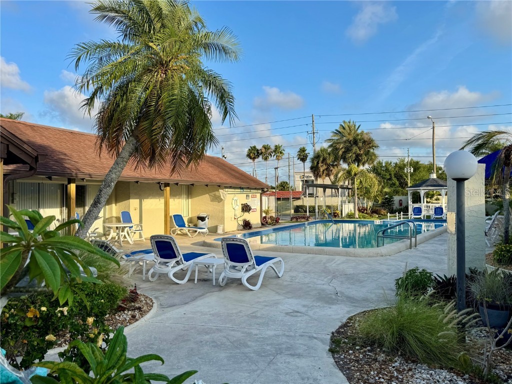 1100 E Bay Drive #3 Largo FL 33770 A4673440 image29