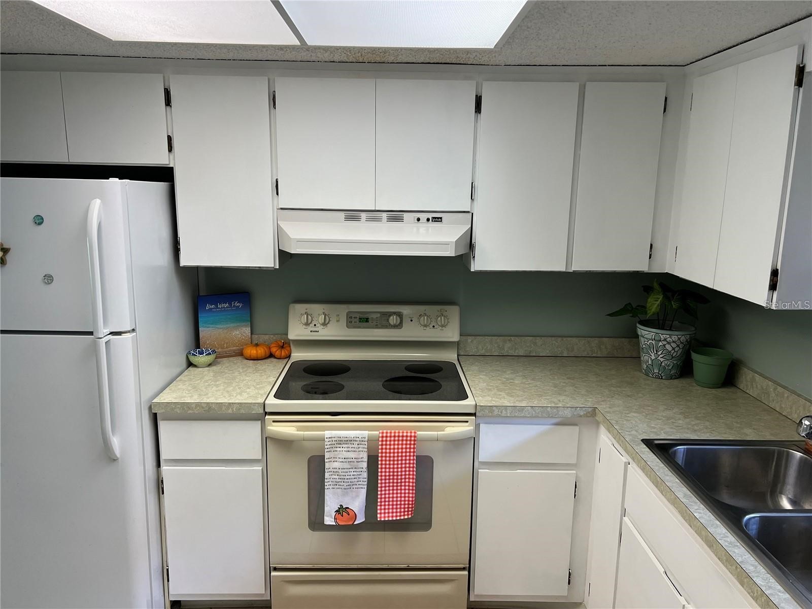1100 E Bay Drive #35 Largo FL 33770 TB8462972 image4