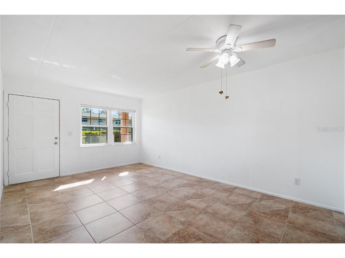 1100 E Caroline Street #104 Tavares FL 32778 O6360774 image2