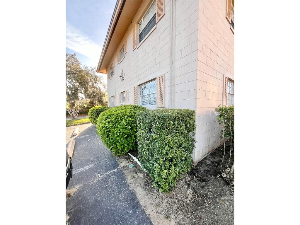 1100 E Caroline Street #107 Tavares FL 32778 O6286495 image1