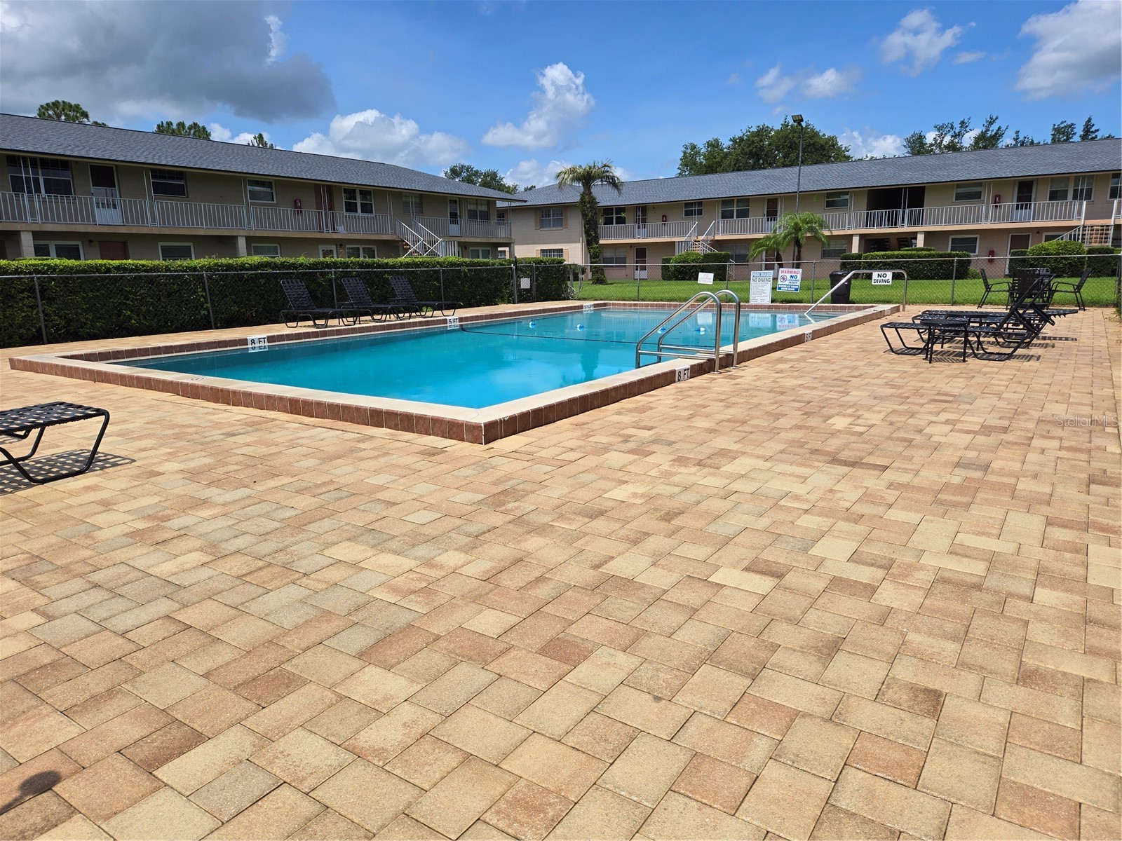 1100 E Caroline Street #115 Tavares FL 32778 OM711980 image1