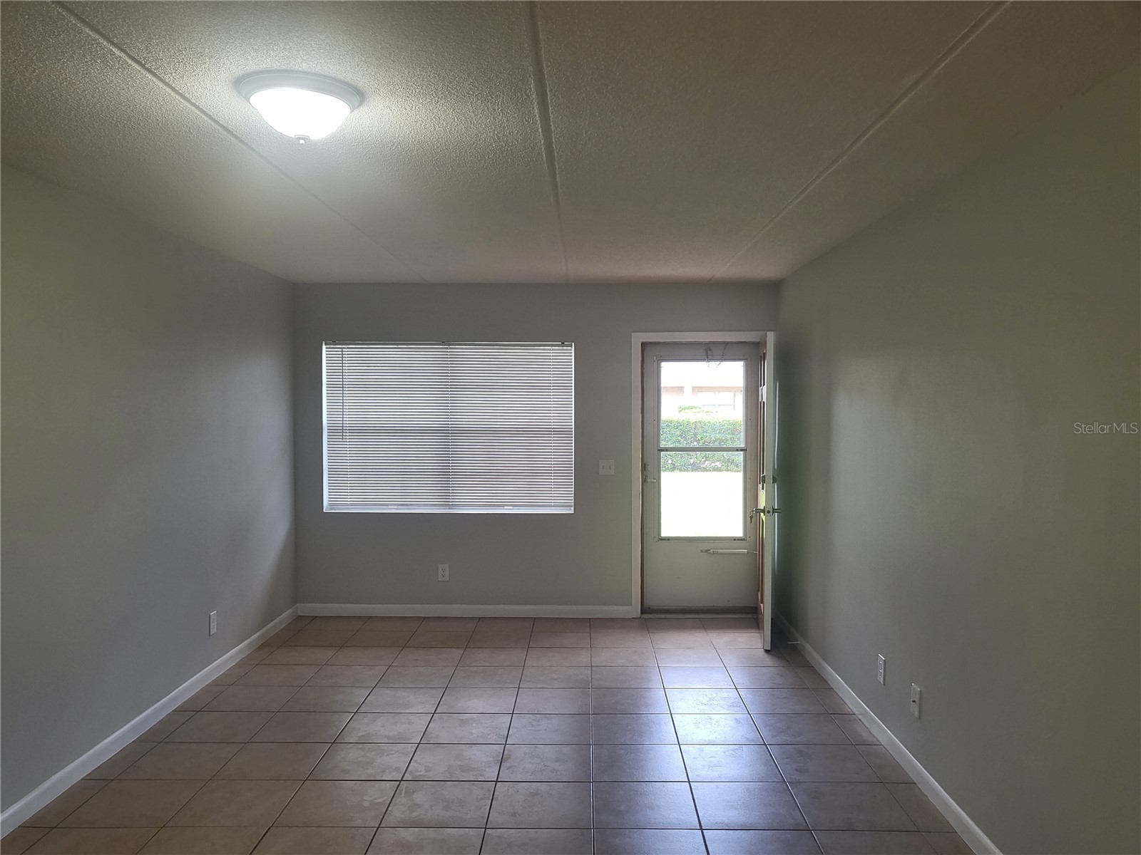 1100 E Caroline Street #115 Tavares FL 32778 OM711980 image5