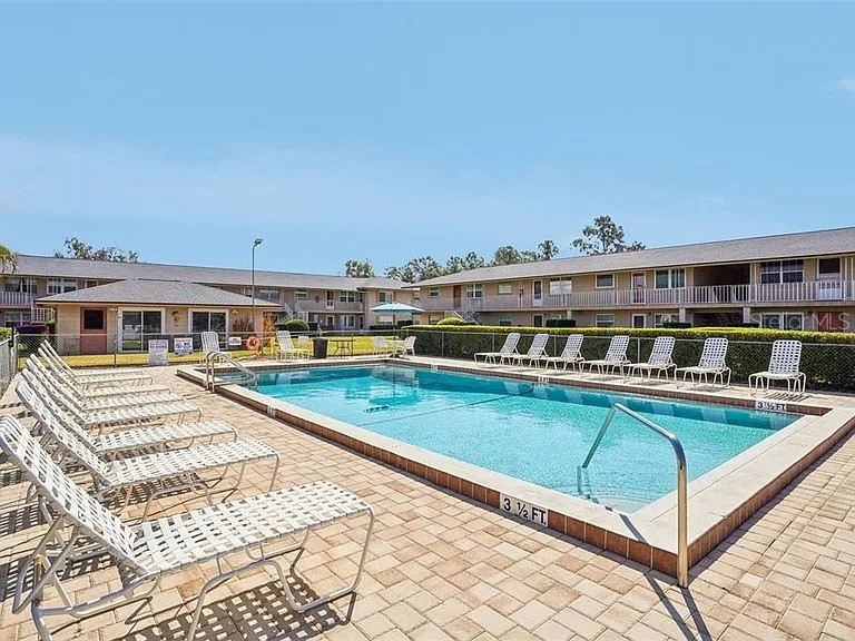 1100 E Caroline Street #123 Tavares FL 32778 OM724777 image21