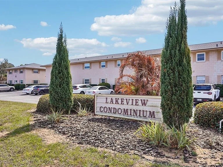 1100 E Caroline Street #123 Tavares FL 32778 OM724777 image28