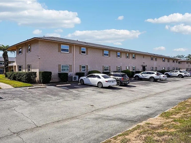 1100 E Caroline Street #123 Tavares FL 32778 OM724777 image30