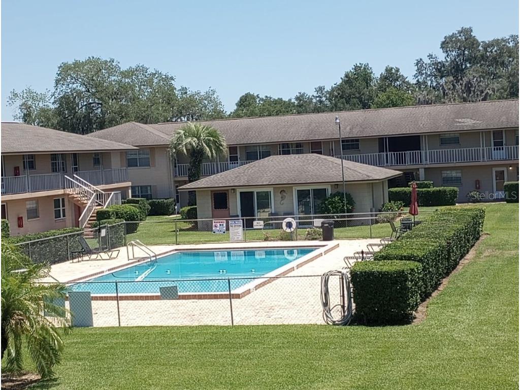 1100 E Caroline Street #220 Tavares FL 32778 G5068547 image1