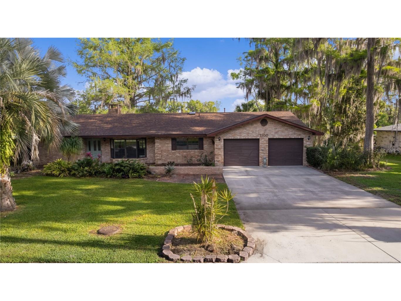 1100 Fairfax Street Leesburg FL 34748 - CANAL TO LAGOON TO LAKE HARRIS G5078787 image1