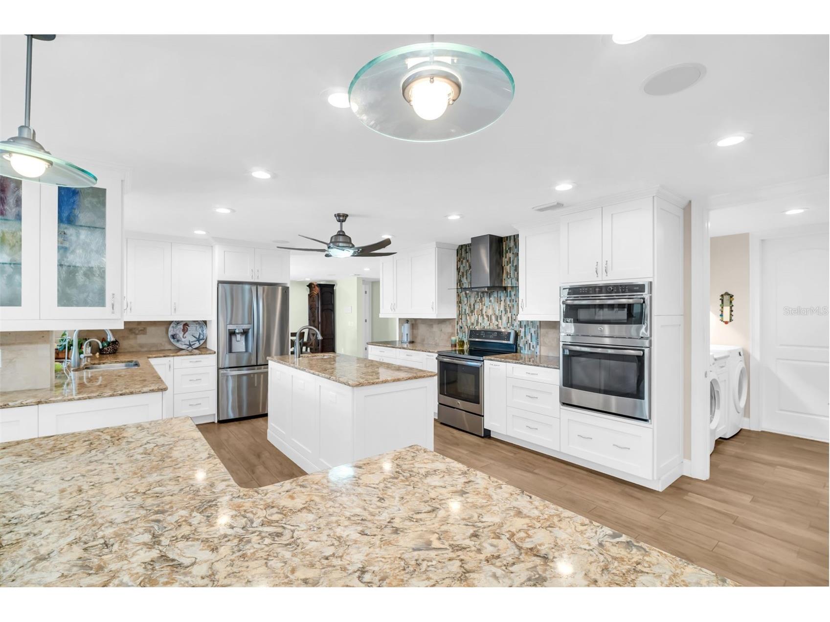 1100 Friendly Way S Saint Petersburg FL 33705 - TAMPA BAY TB8432607 image13