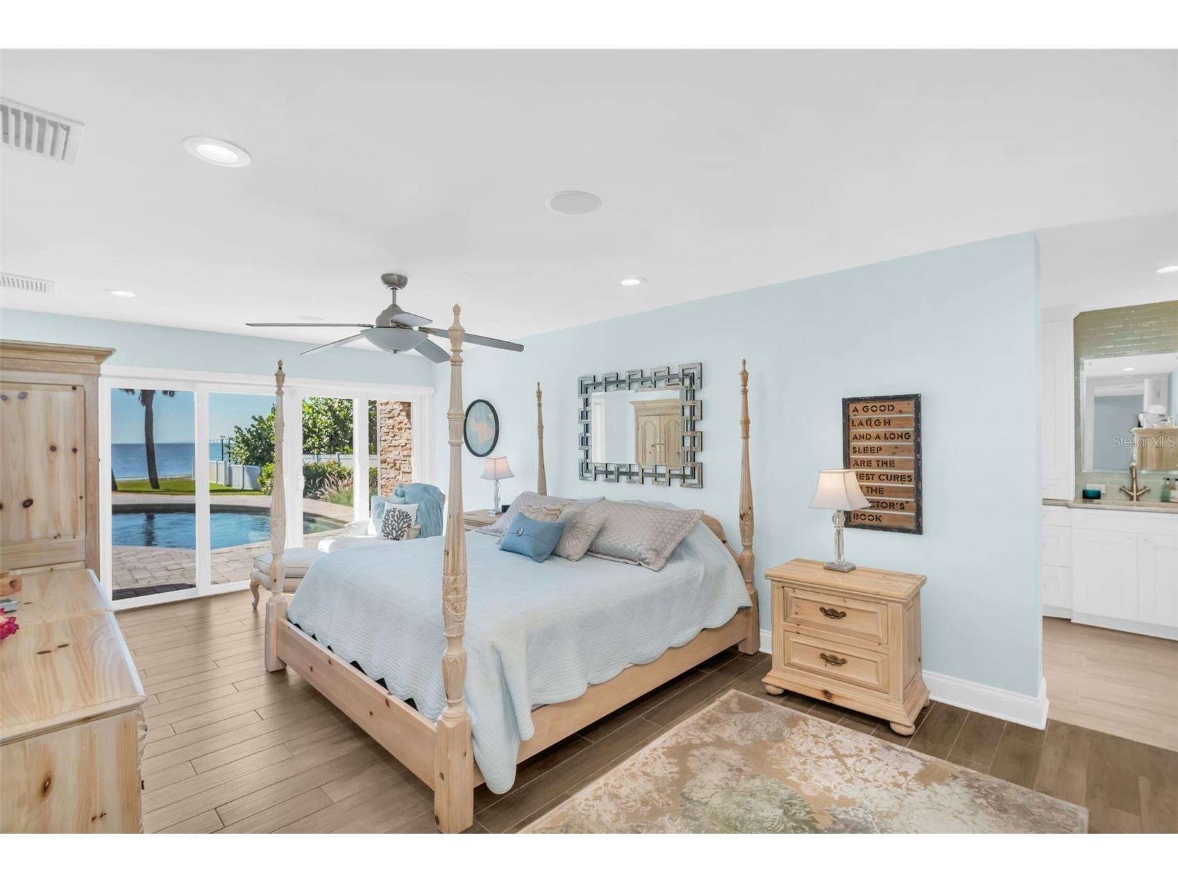 1100 Friendly Way S Saint Petersburg FL 33705 - TAMPA BAY TB8432607 image22