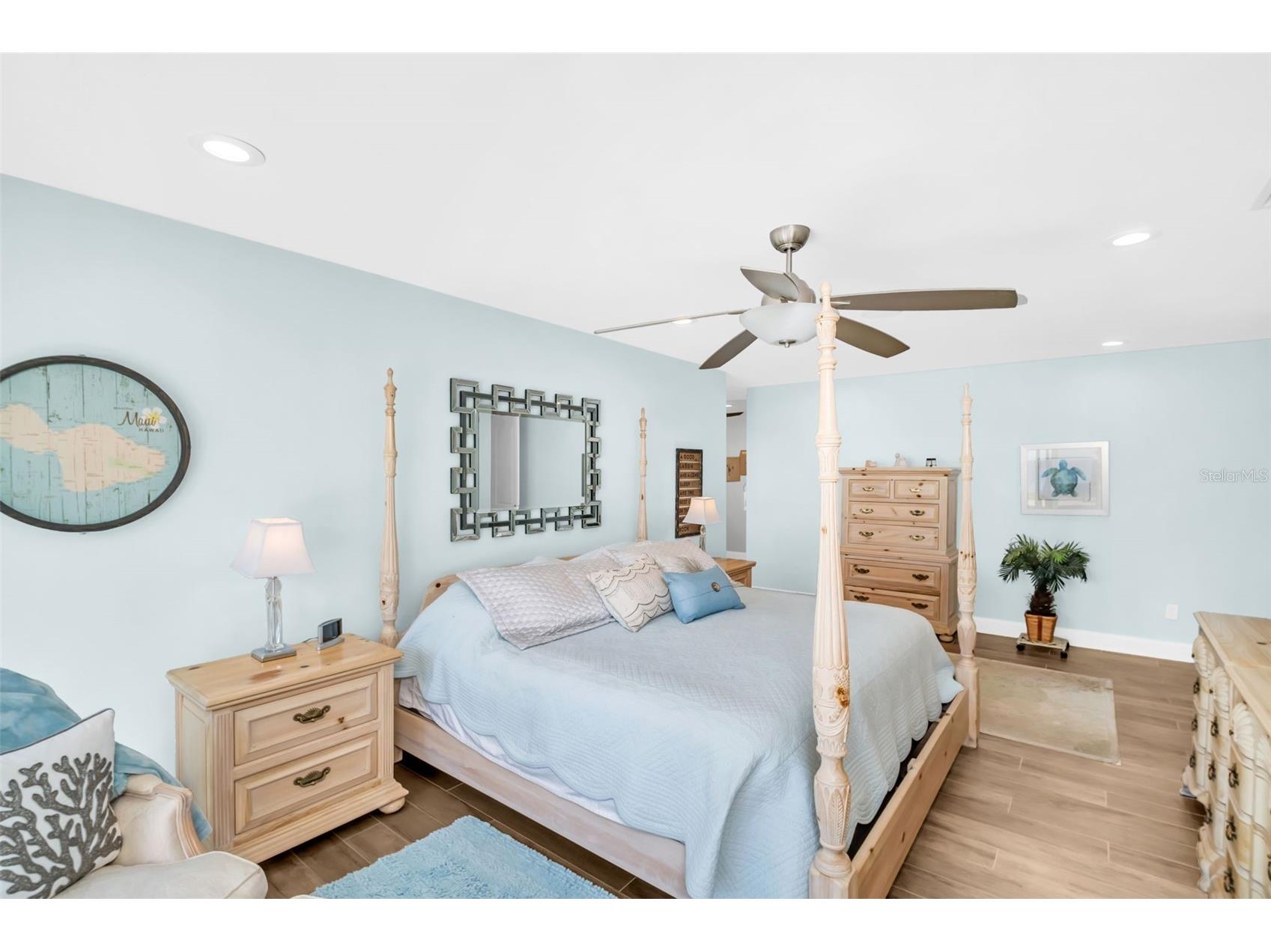 1100 Friendly Way S Saint Petersburg FL 33705 - TAMPA BAY TB8432607 image24