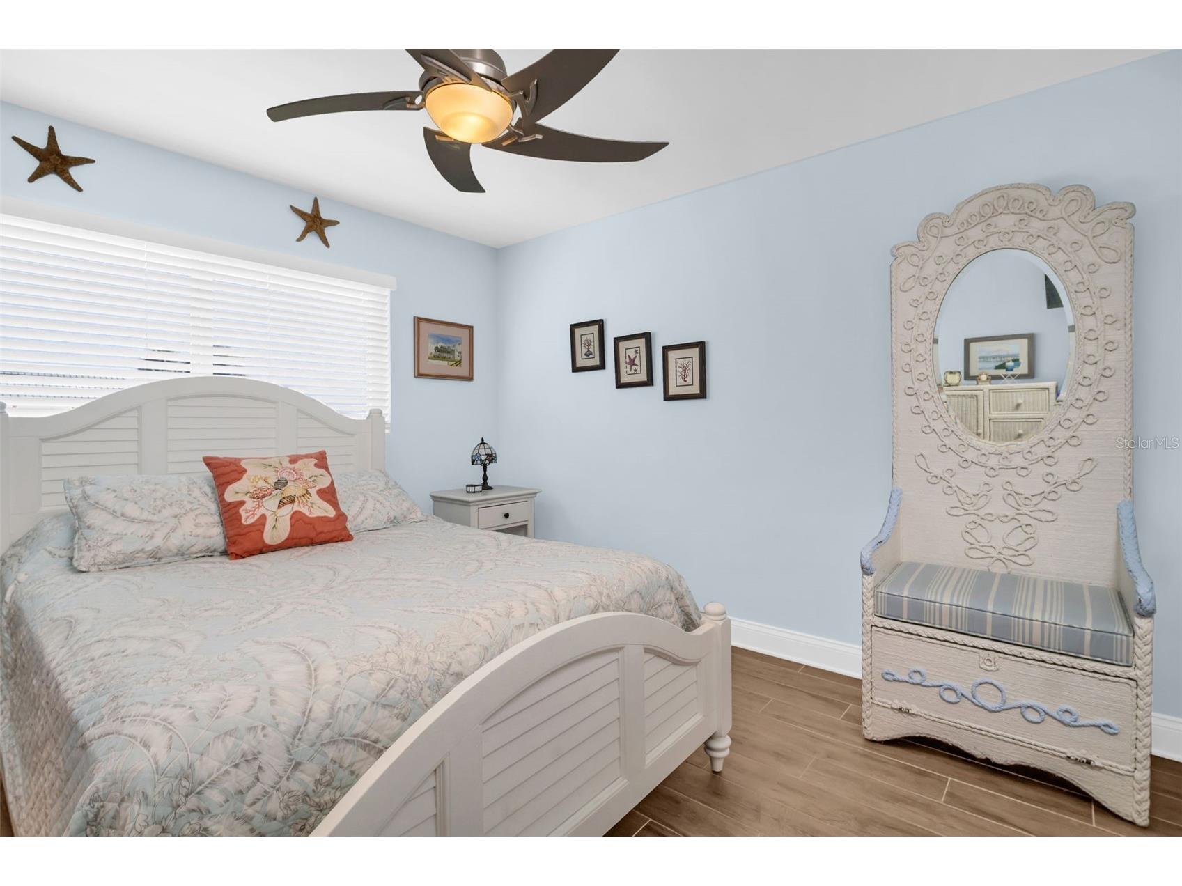 1100 Friendly Way S Saint Petersburg FL 33705 - TAMPA BAY TB8432607 image38