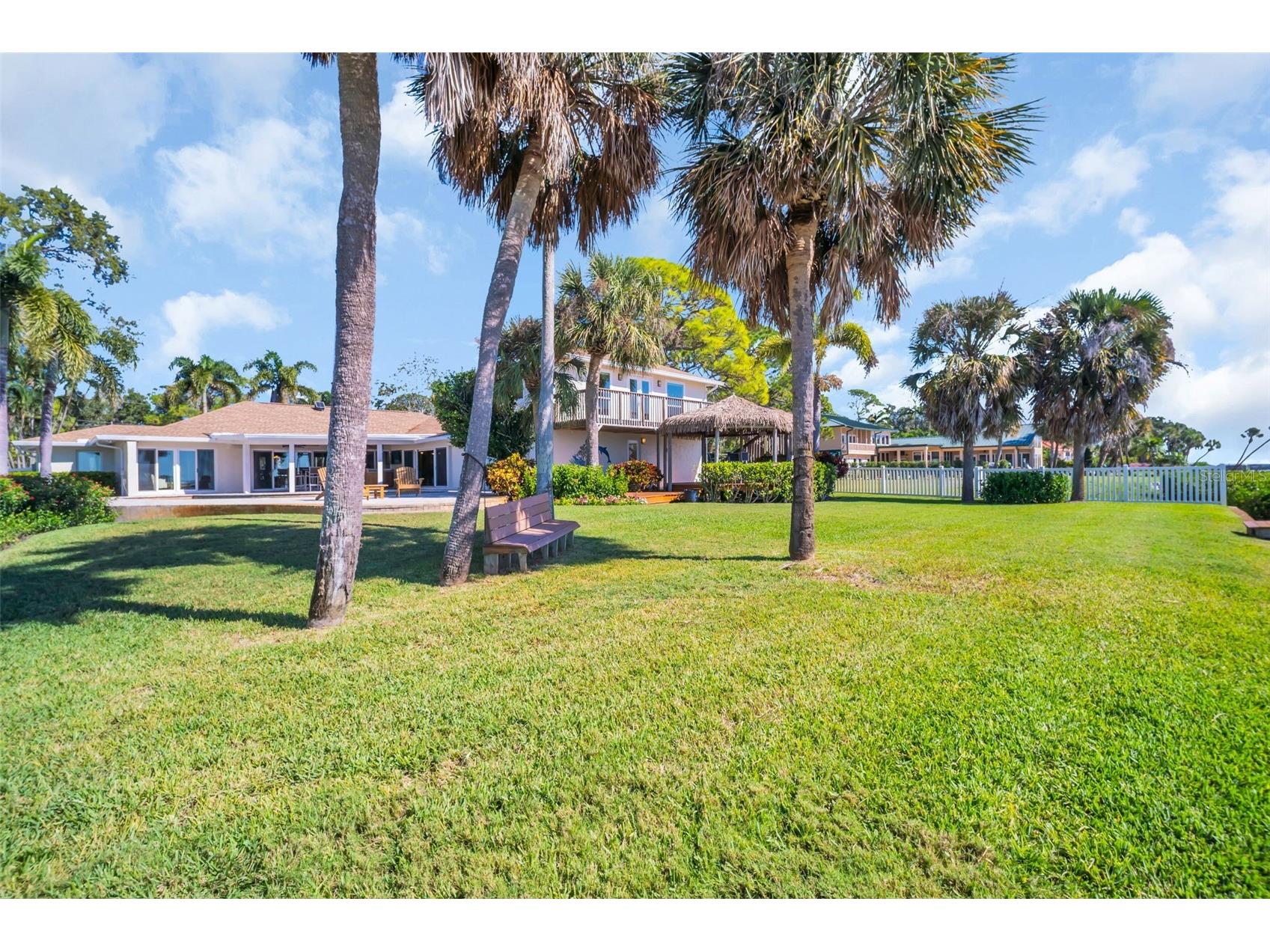 1100 Friendly Way S Saint Petersburg FL 33705 - TAMPA BAY TB8432607 image58