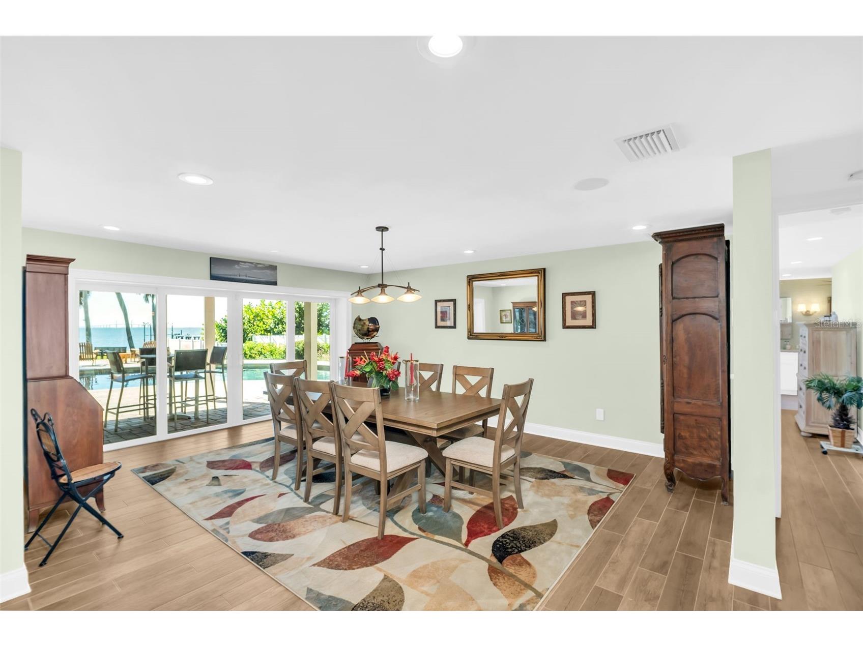 1100 Friendly Way S Saint Petersburg FL 33705 - TAMPA BAY TB8432607 image9