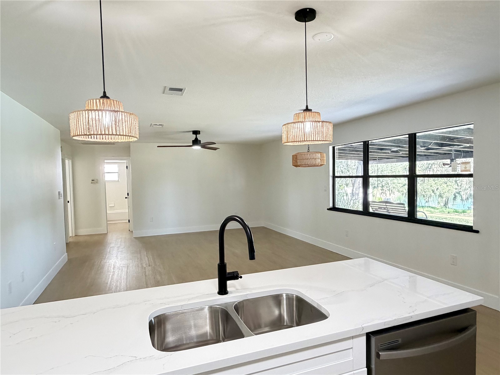 1100 Golden Bough Road Lake Wales FL 33898 - LAKE IRIS L4963296 image10