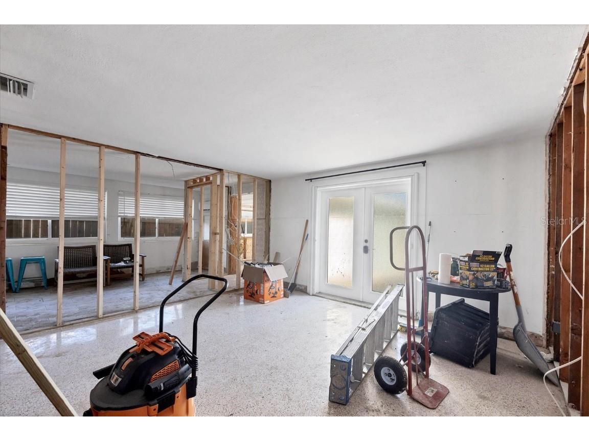 1100 Gulf Boulevard Englewood FL 34223 D6140381 image11