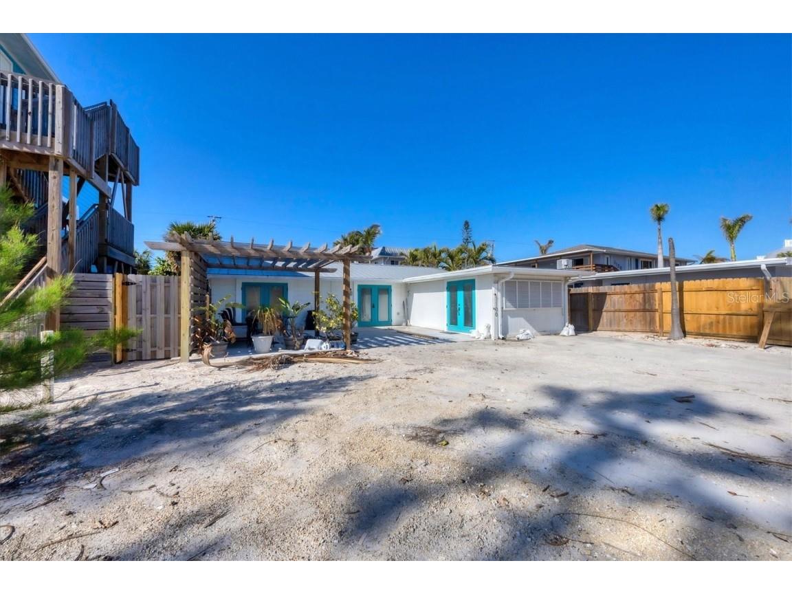 1100 Gulf Boulevard Englewood FL 34223 D6140381 image7