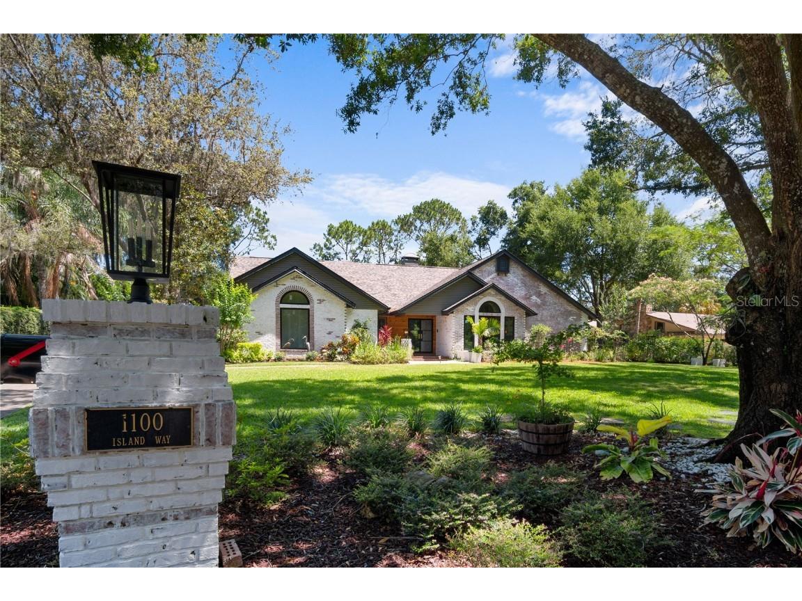 1100 Island Way Winter Haven FL 33884 - LAKE LEWIS O6110914 image1