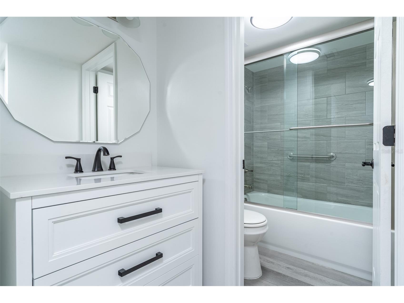 1100 Martinique Drive #106 Winter Haven FL 33884 L4963604 image10