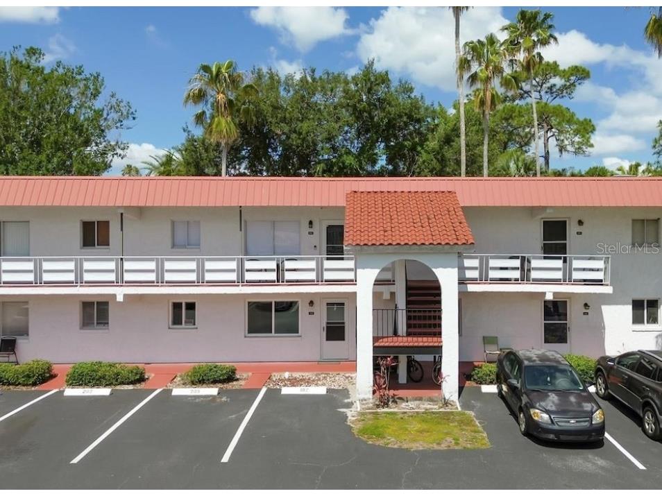 1100 Martinique Drive #203 Winter Haven FL 33884 L4953600 image1