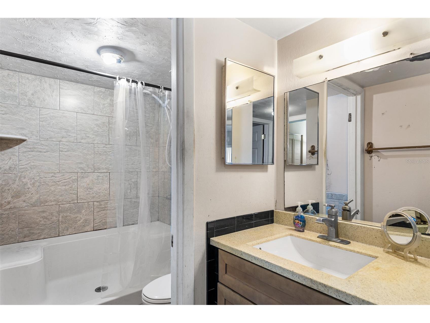 1100 Martinique Drive #207 Winter Haven FL 33884 P4938584 image15