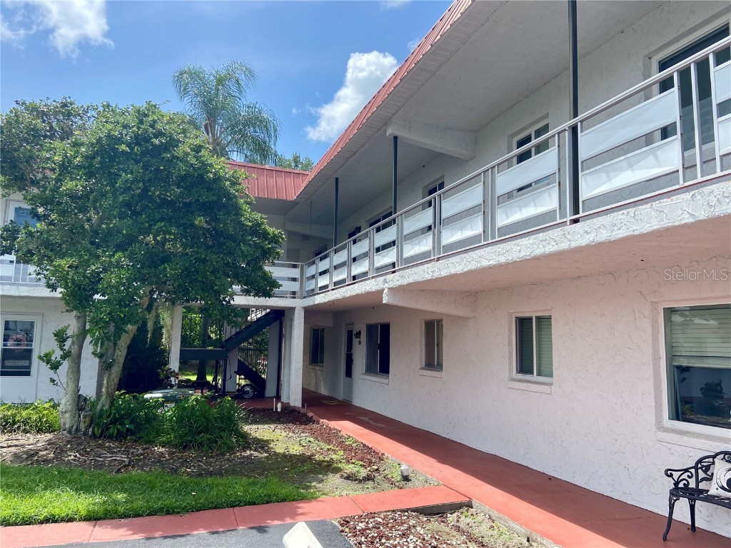 1100 Martinique Drive #208 Winter Haven FL 33884 P4931920 image5