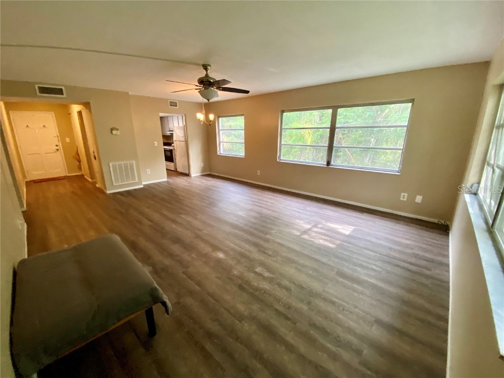 1100 Martinique Drive #208 Winter Haven FL 33884 P4931920 image8