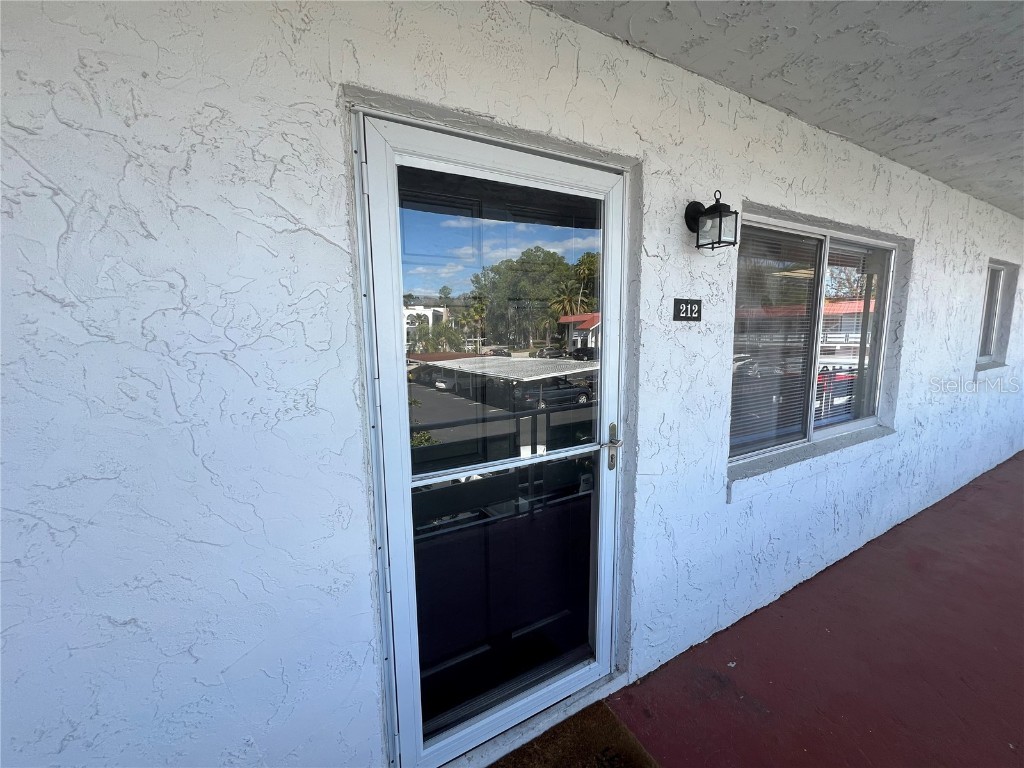 1100 Martinique Drive #212 Winter Haven FL 33884 P4929172 image1