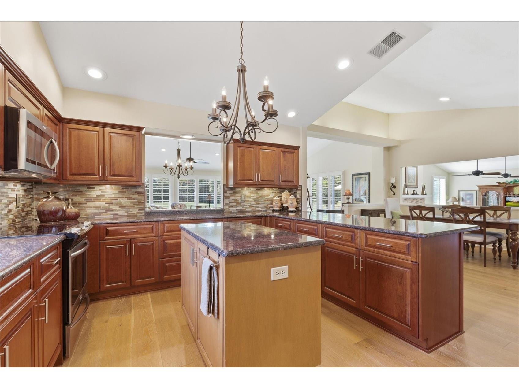 1100 Muirfield Court Tarpon Springs FL 34688 TB8450373 image15