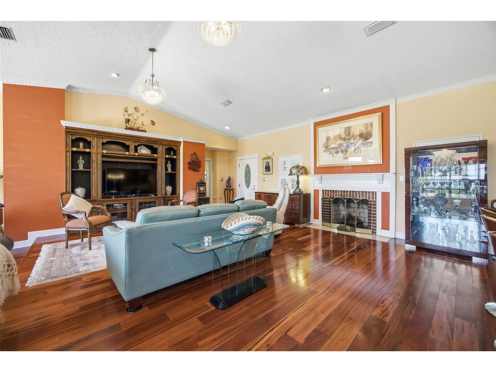 1100 N Palmetto Street Leesburg FL 34748 - LAKE GRIFFIN TB8509243 image9