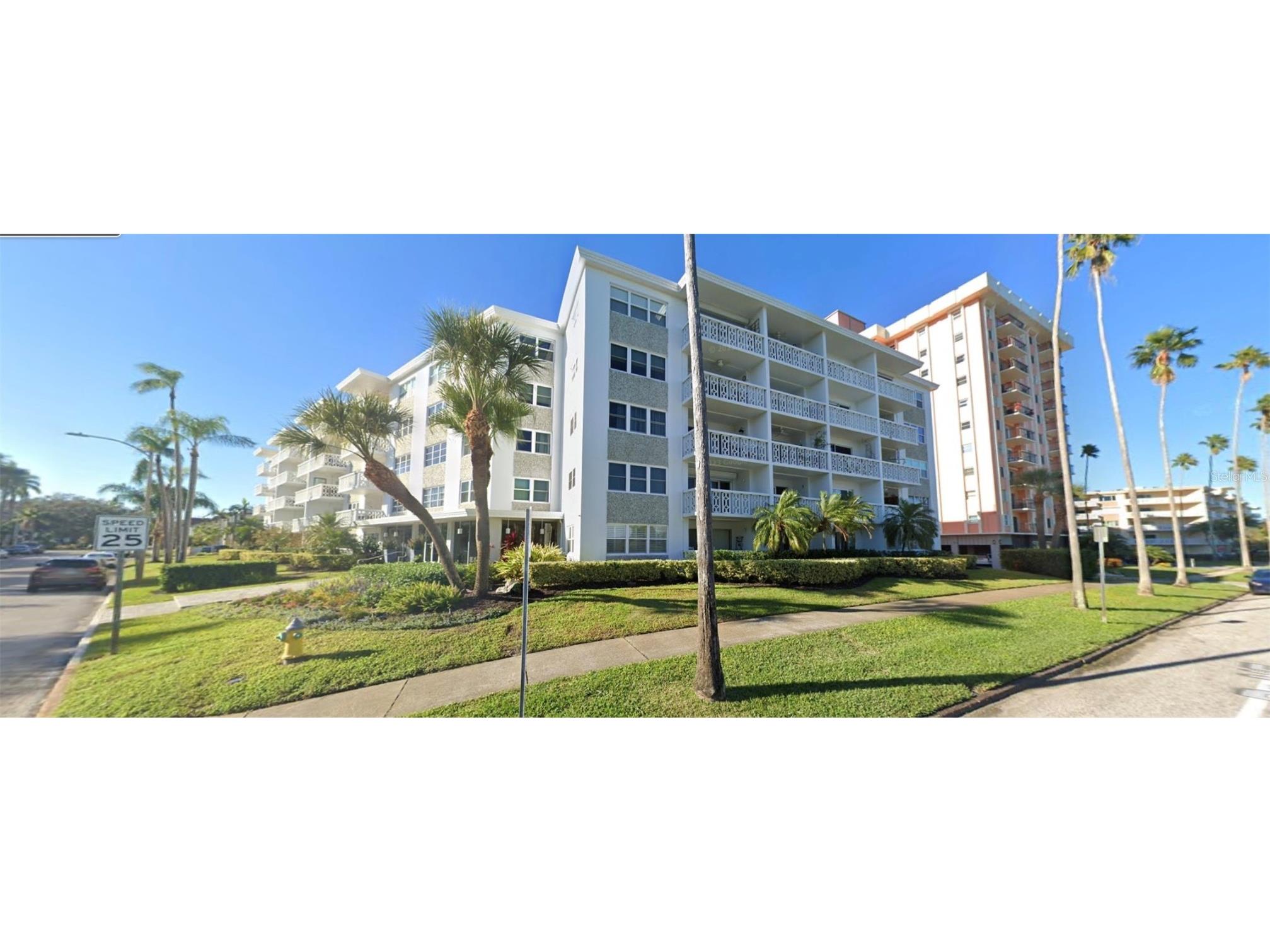 1100 N Shore Drive NE #403 Saint Petersburg FL 33701 TB8343224 image1