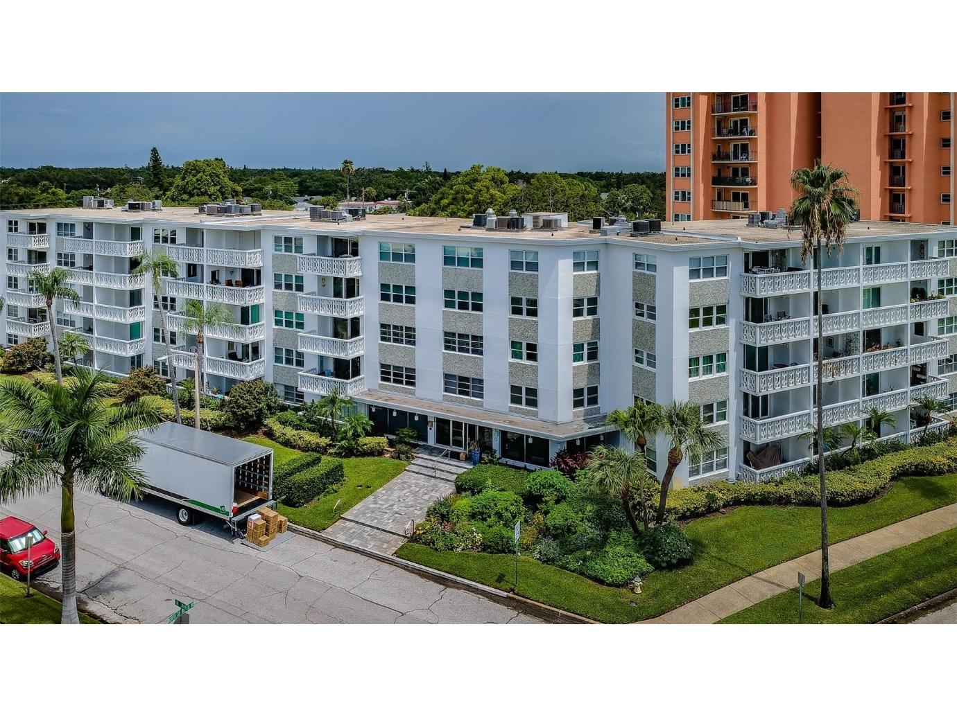 1100 N Shore Drive NE #407 Saint Petersburg FL 33701 TB8437242 image1