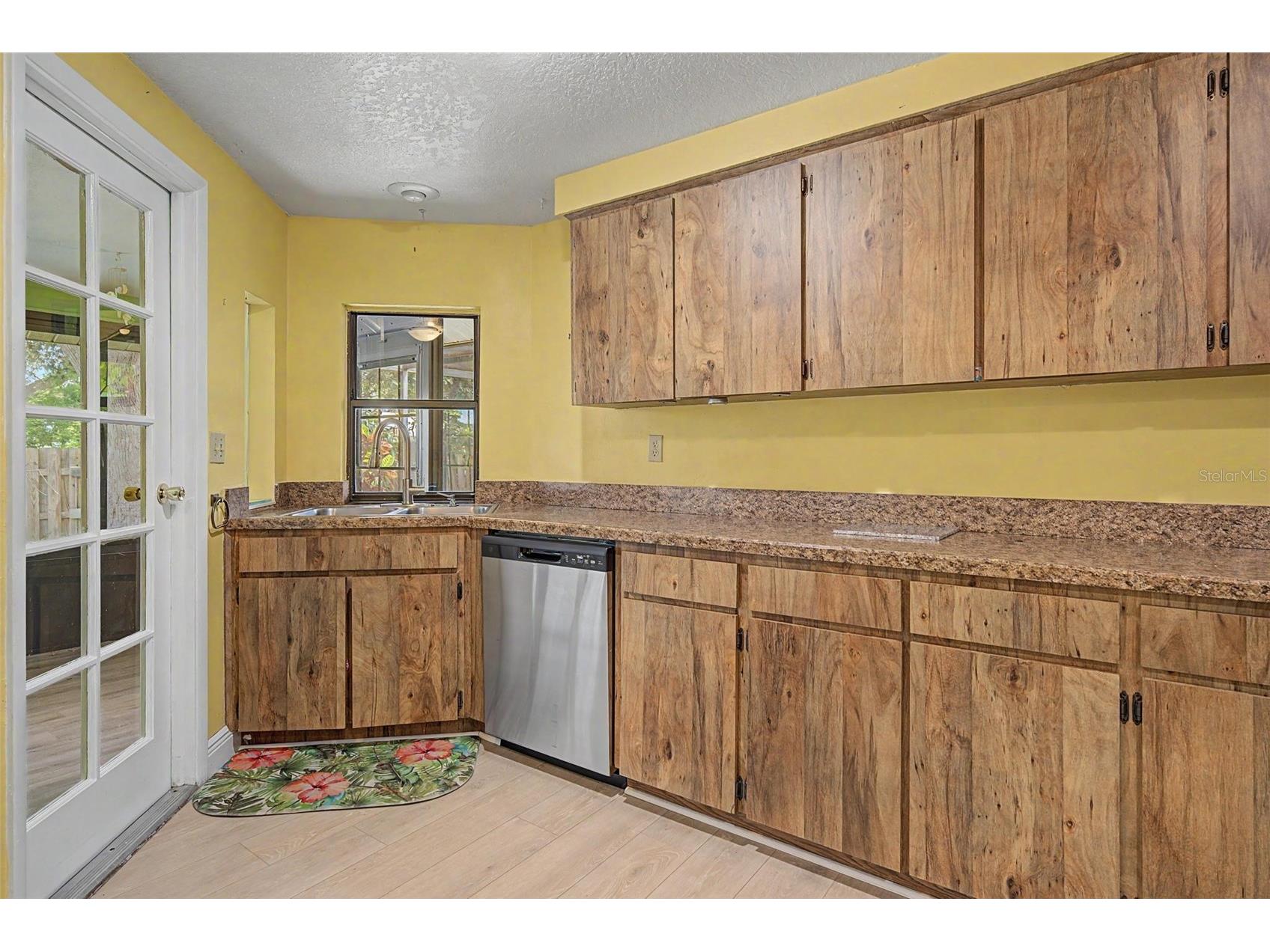 1100 Persimmon Drive Palm Harbor FL 34683 TB8523875 image15