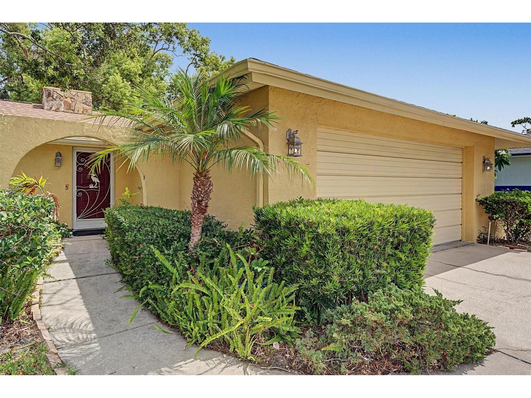 1100 Persimmon Drive Palm Harbor FL 34683 TB8523875 image3