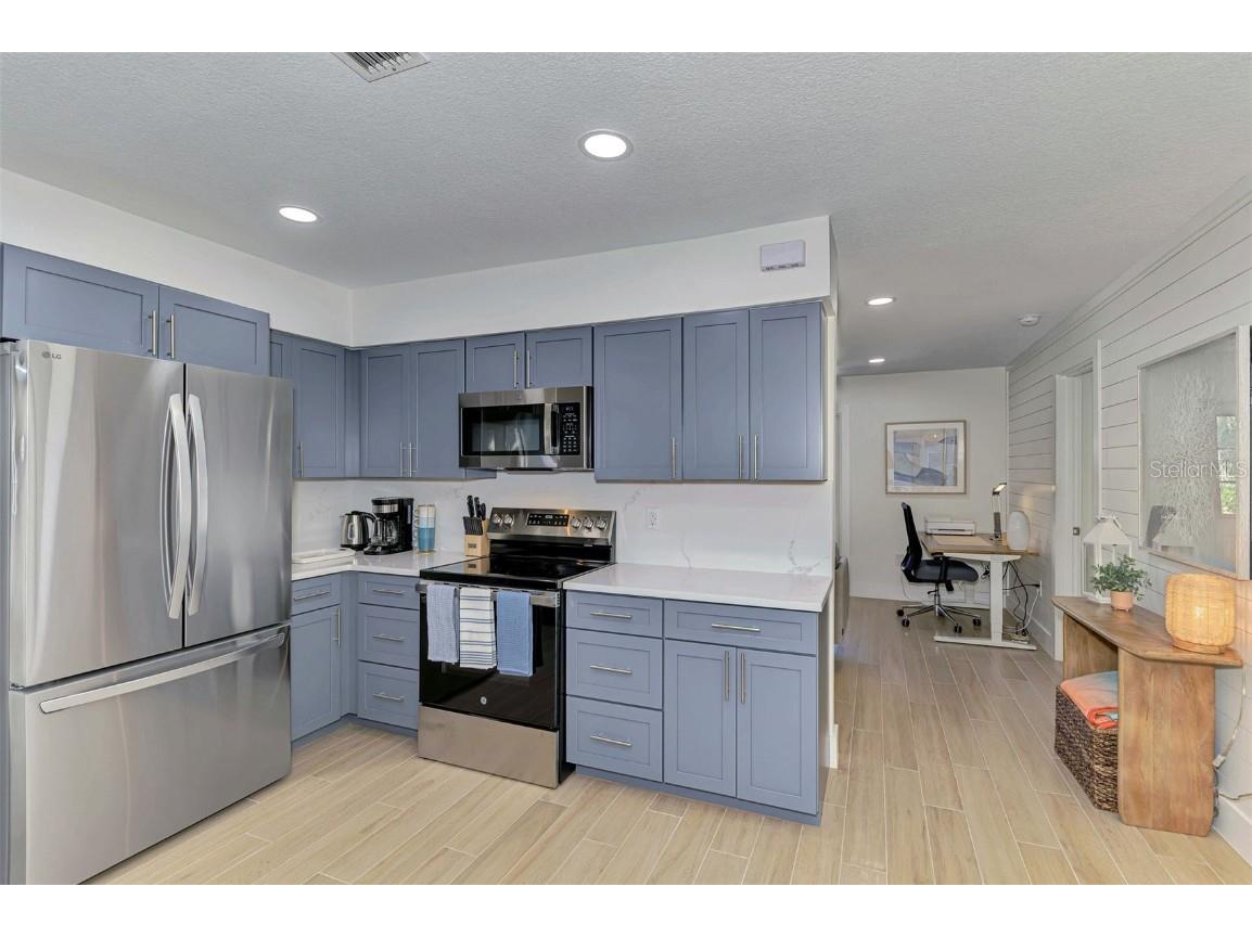 1100 Point Of Rocks Road Sarasota FL 34242 A4662862 image12