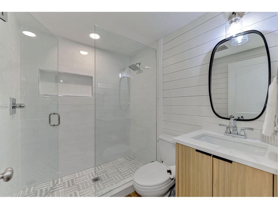 1100 Point Of Rocks Road Sarasota FL 34242 A4662862 image34