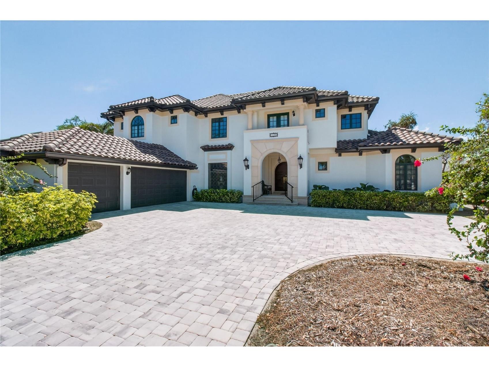 1100 Tortuga Circle NE Saint Petersburg FL 33702 TB8471794 image2