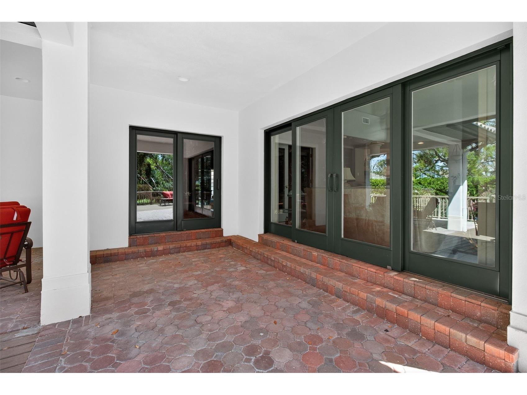 1100 Tortuga Circle NE Saint Petersburg FL 33702 TB8471794 image29