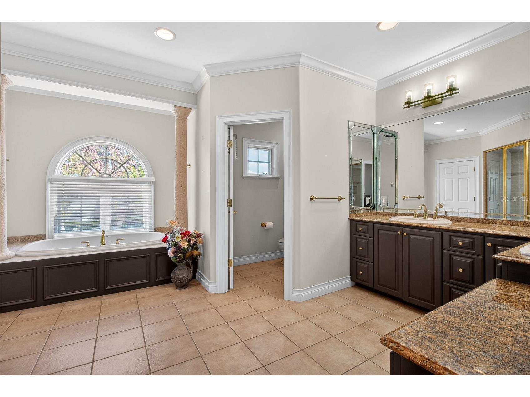 1100 Tortuga Circle NE Saint Petersburg FL 33702 TB8471794 image34