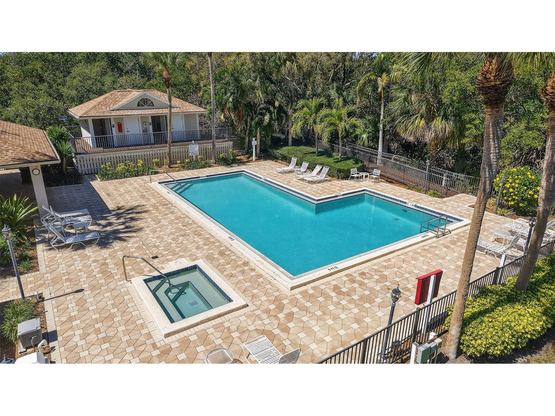 1100 Tortuga Circle NE Saint Petersburg FL 33702 TB8471794 image48