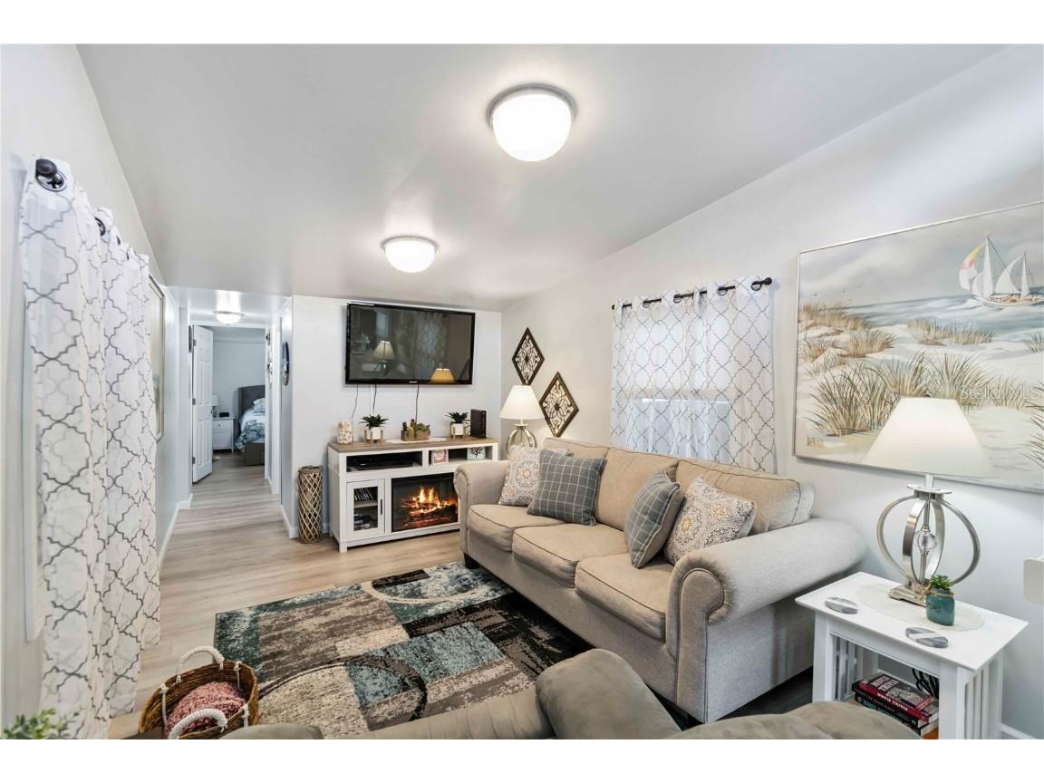 1100 University Parkway #54 Sarasota FL 34234 A4659676 image18